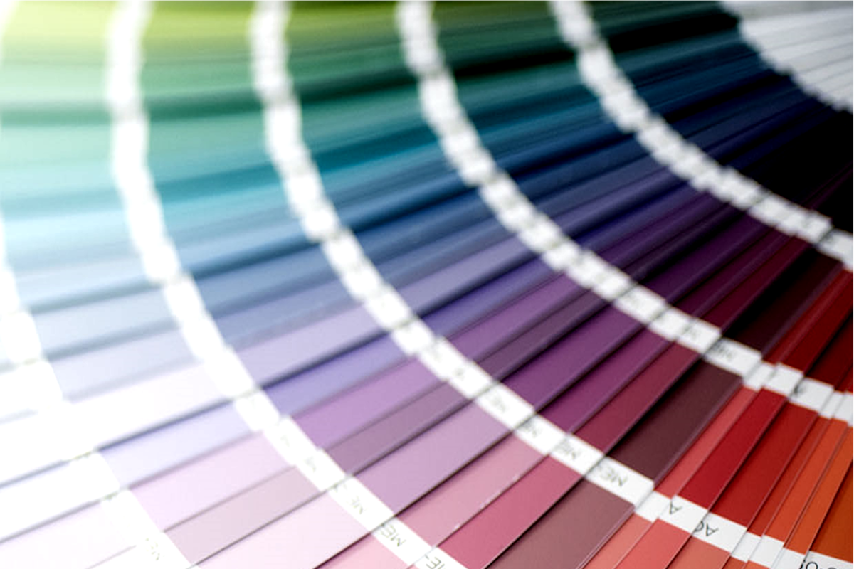 Campionario colori e finiture personalizzate su vetro